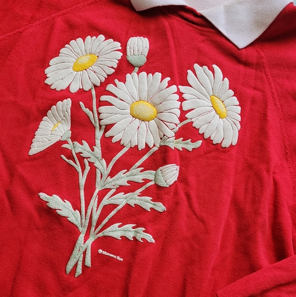 Vintage Daisy Sweatshirt - Picture 2 of 4